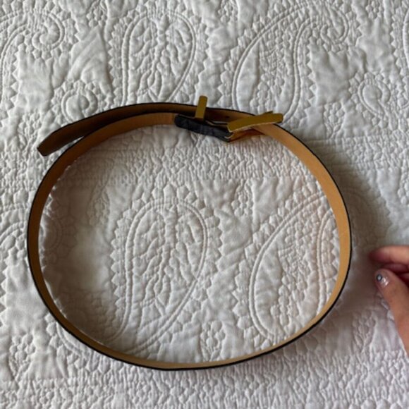 vintage snakeskin belt with bakelite and gold tone buckle - Picture 4 of 6